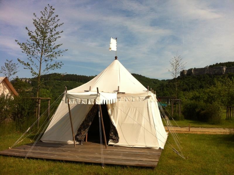 LANCELOT medieval tent
