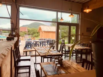 Accueil 18 967faa2f f178 4963 a913 0ce2c1ffb18e