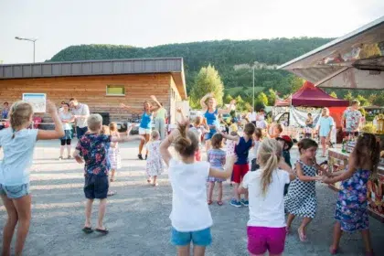 Services 3 animation danse